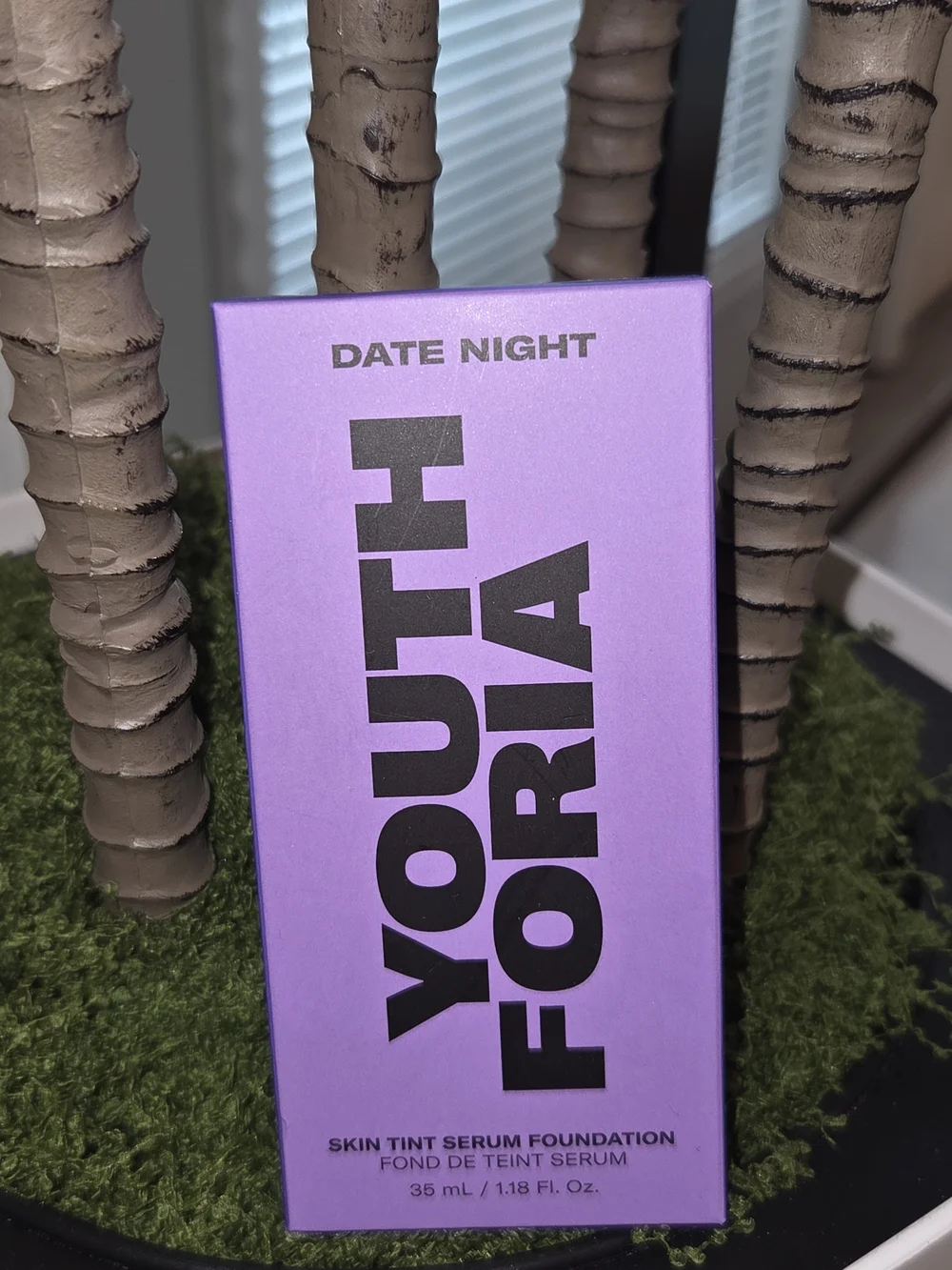 Youthforia Date Night Skin Tint Serum Foundation 245 Light-Medium Neutral
